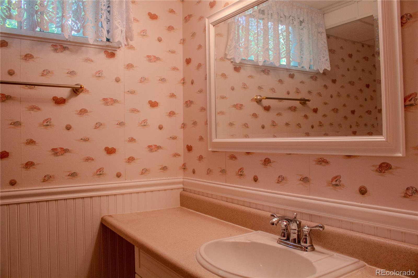 MLS Image #30 for 962 s beech street,lakewood, Colorado