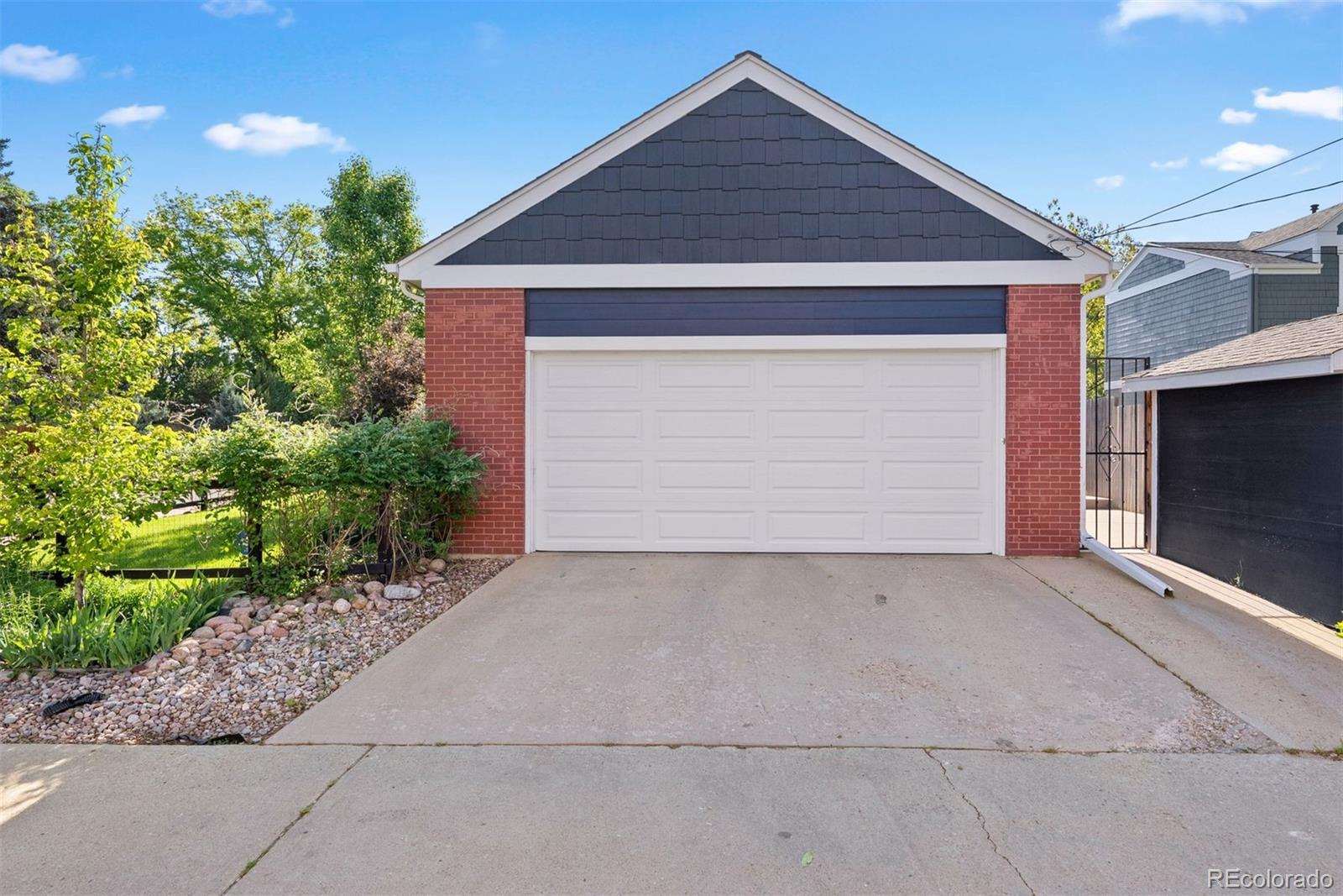 MLS Image #42 for 3330 e tennessee avenue,denver, Colorado
