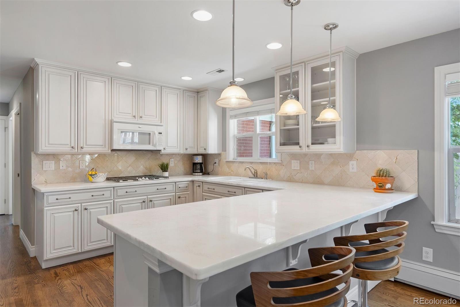 MLS Image #5 for 3330 e tennessee avenue,denver, Colorado
