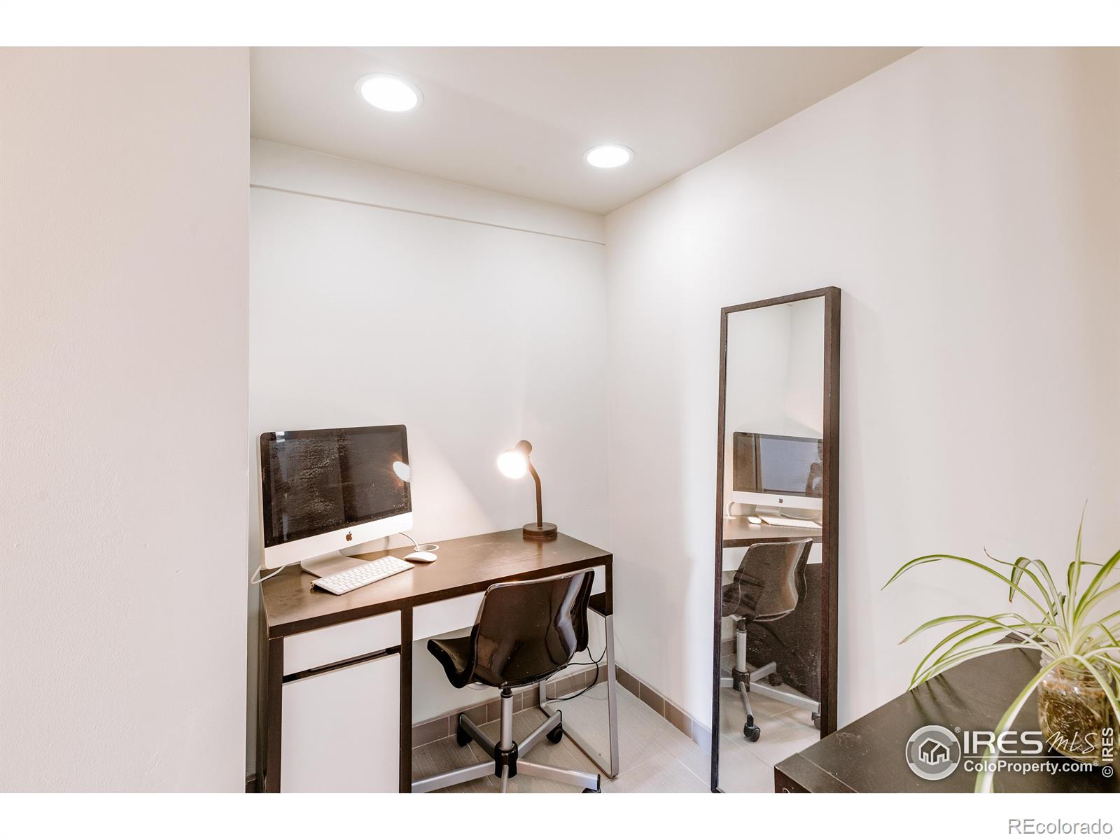 MLS Image #16 for 1441 n humboldt street,denver, Colorado