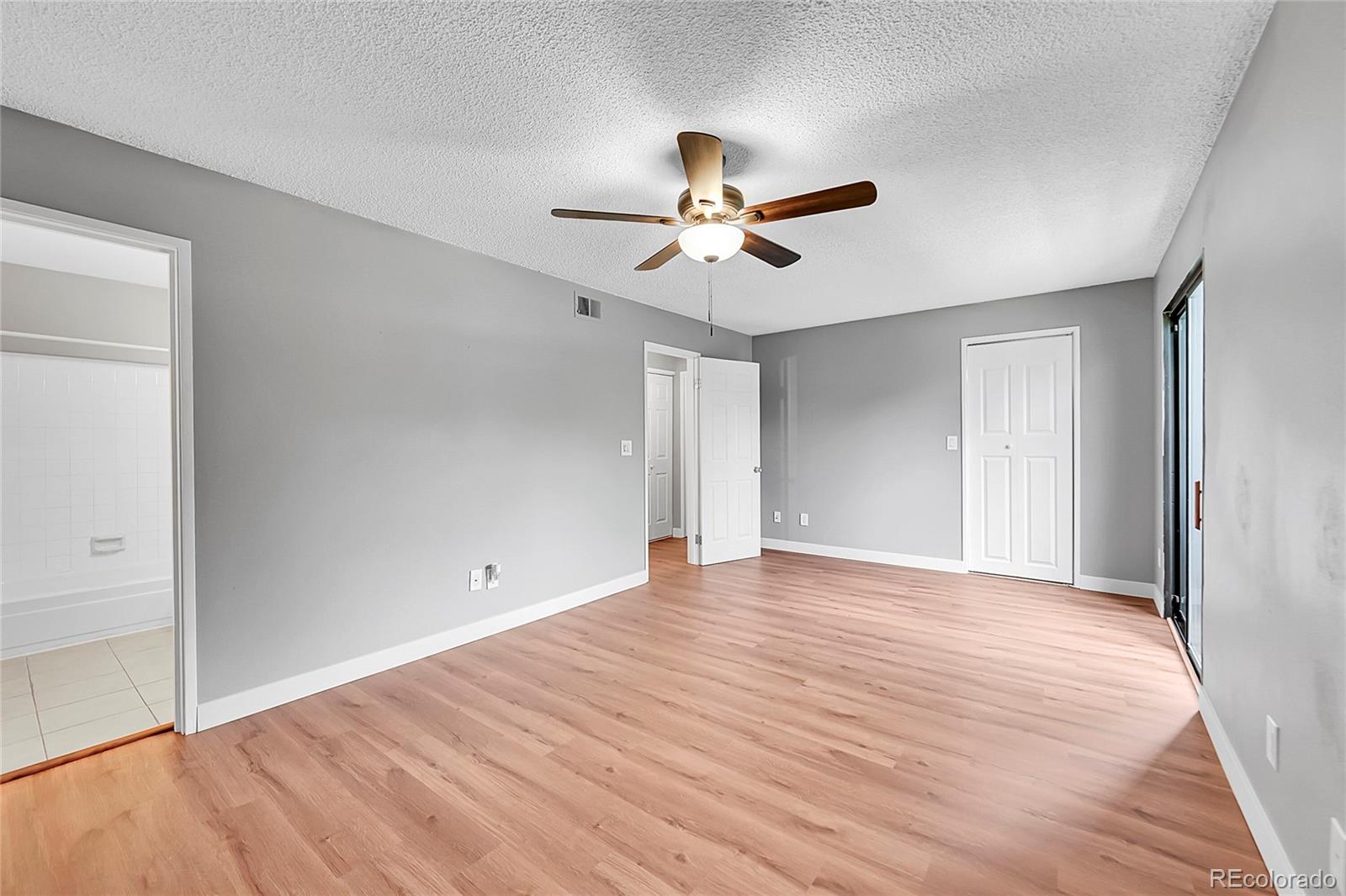 MLS Image #15 for 12023 e harvard avenue,aurora, Colorado