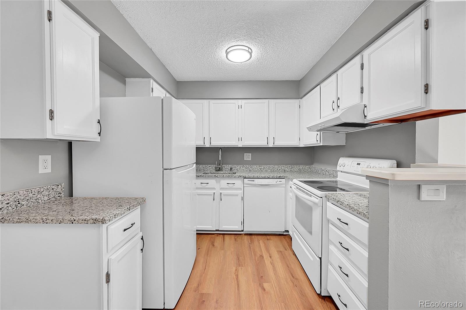 MLS Image #6 for 12023 e harvard avenue,aurora, Colorado