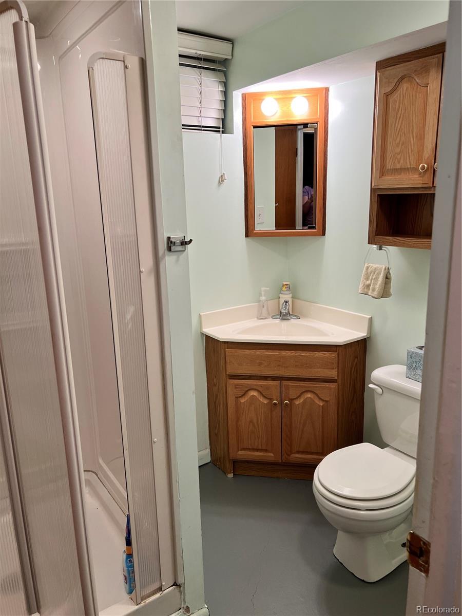 MLS Image #14 for 2124 s yates street,denver, Colorado