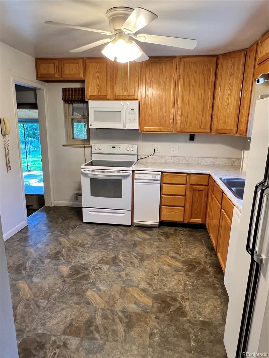 MLS Image #6 for 2124 s yates street,denver, Colorado