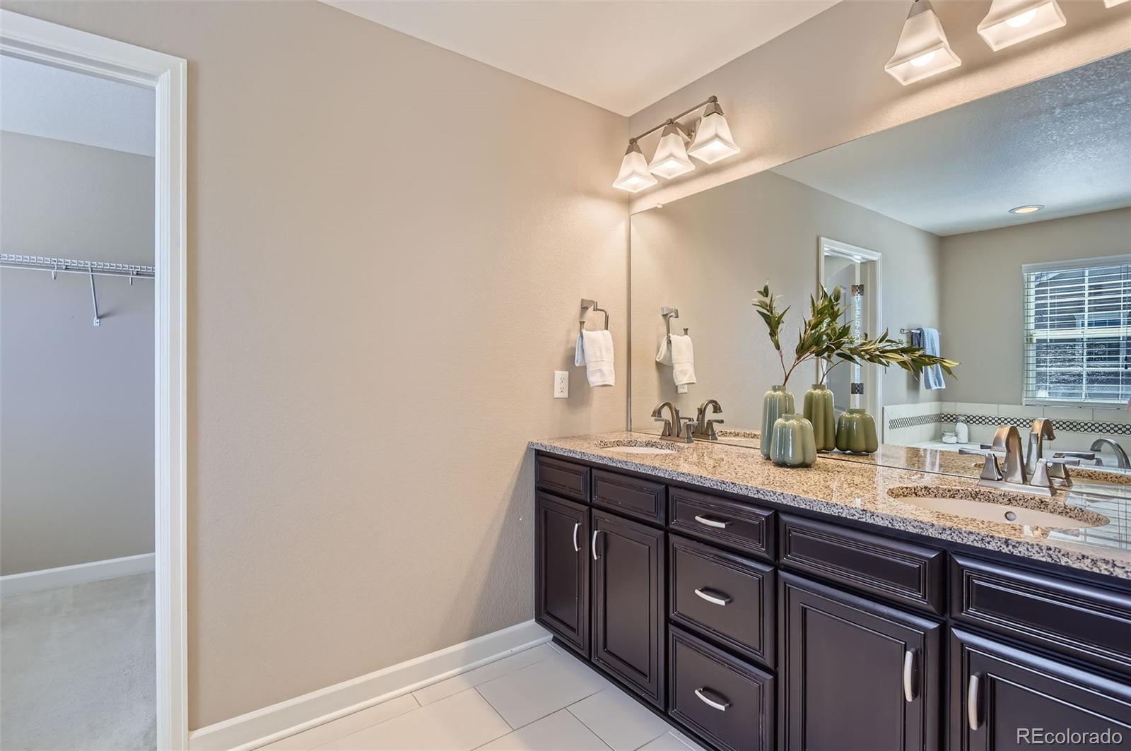 MLS Image #17 for 4545 s monaco street,denver, Colorado