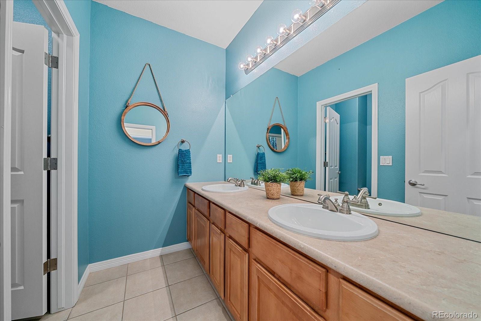 MLS Image #17 for 6673 s benton street,littleton, Colorado