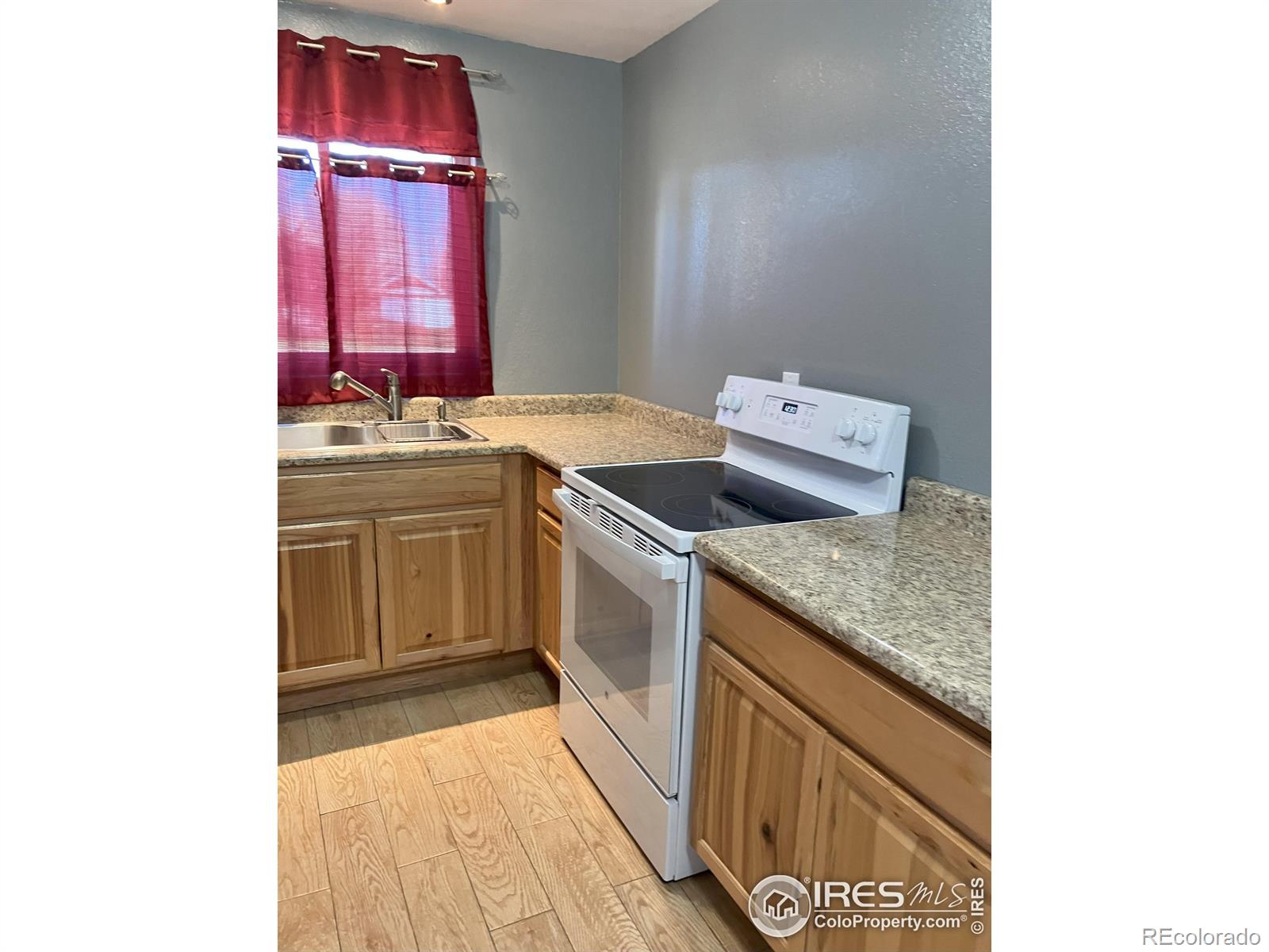 MLS Image #3 for 210 s bowman avenue,holyoke, Colorado