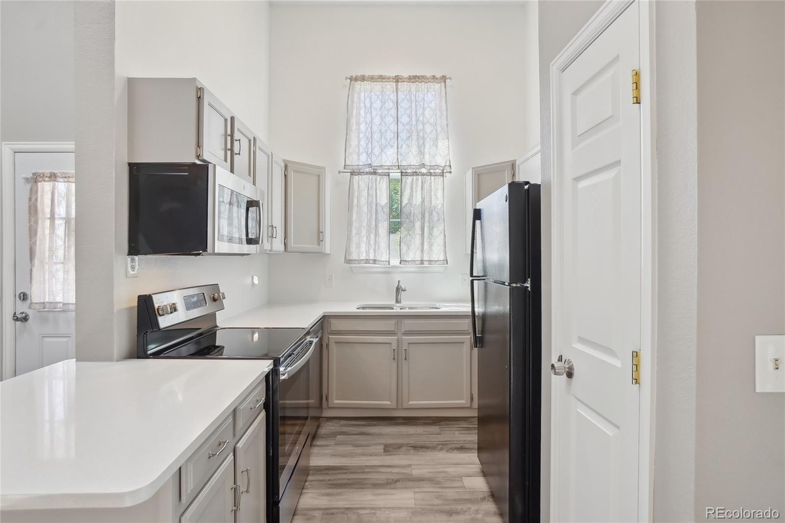 MLS Image #3 for 10711  longs way,parker, Colorado