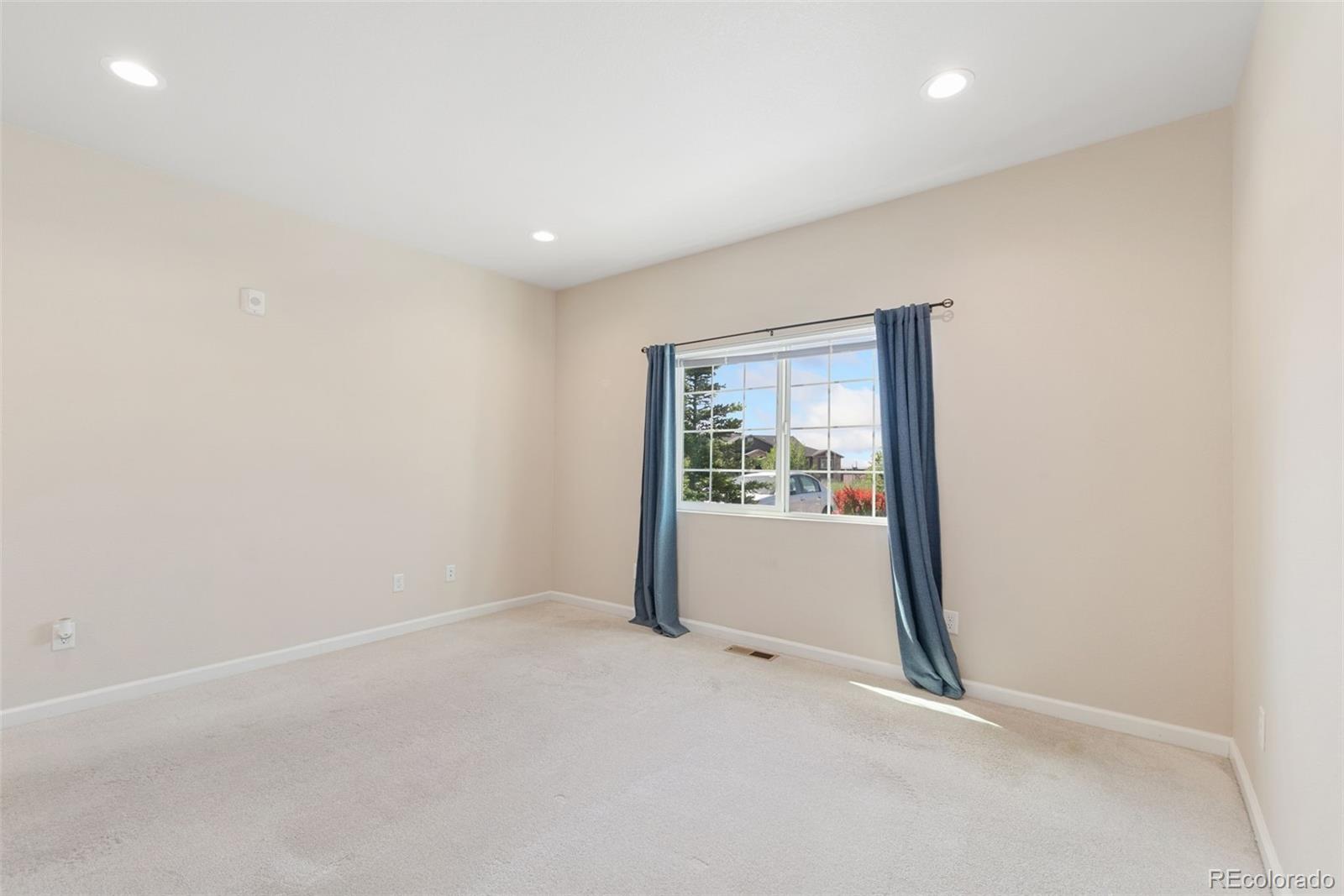 MLS Image #22 for 875 e 78th avenue,denver, Colorado