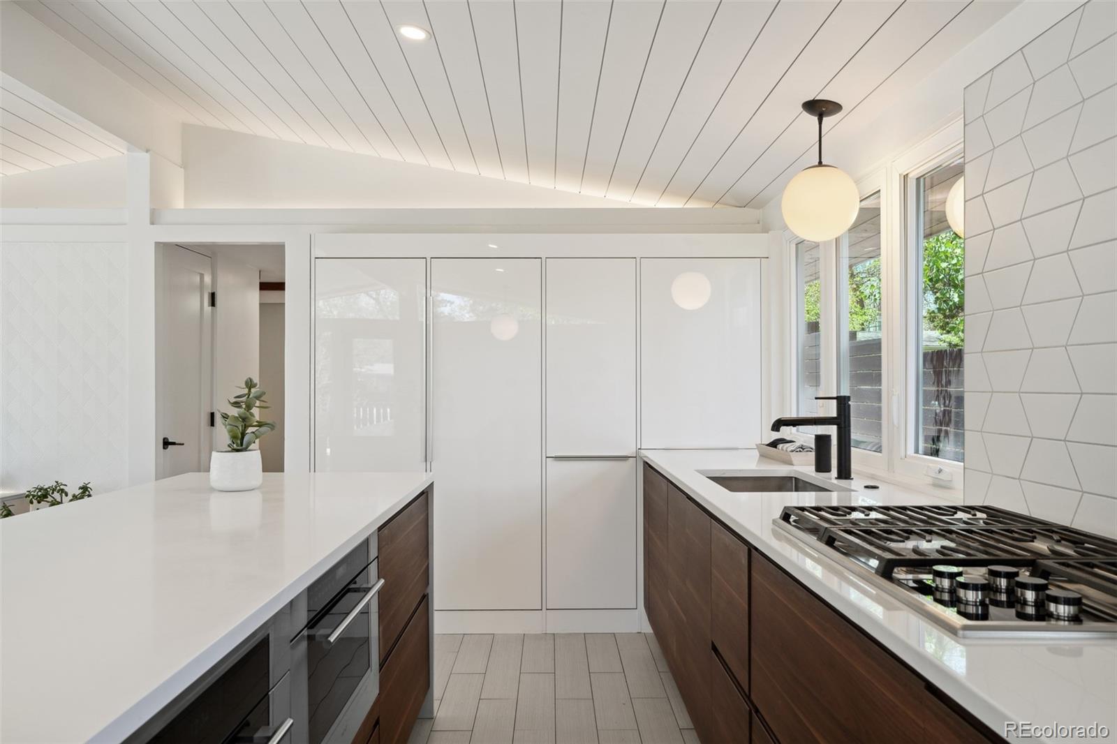 MLS Image #14 for 2545 s lowell boulevard,denver, Colorado
