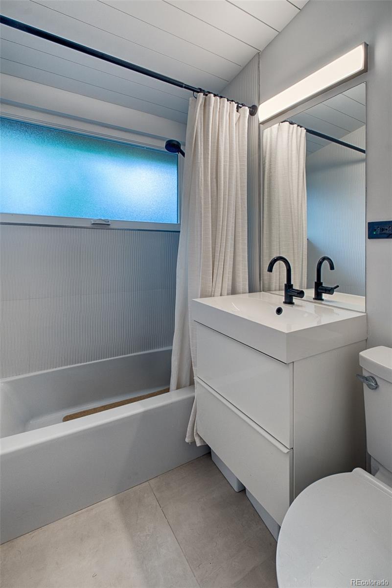 MLS Image #38 for 2545 s lowell boulevard,denver, Colorado