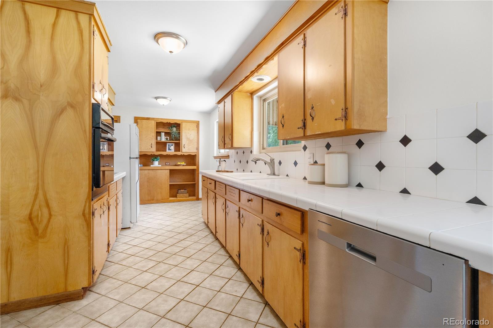 MLS Image #12 for 7135 s sherman street,centennial, Colorado