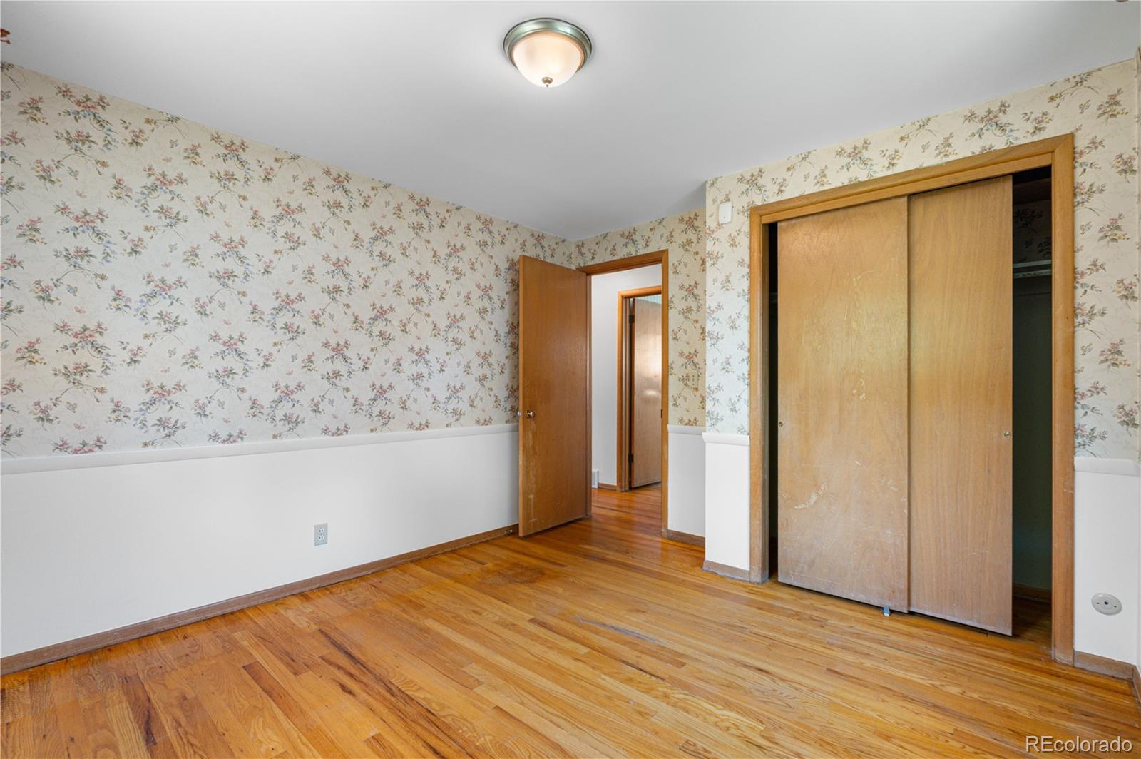 MLS Image #19 for 7135 s sherman street,centennial, Colorado