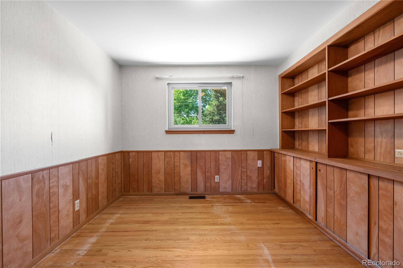 MLS Image #23 for 7135 s sherman street,centennial, Colorado
