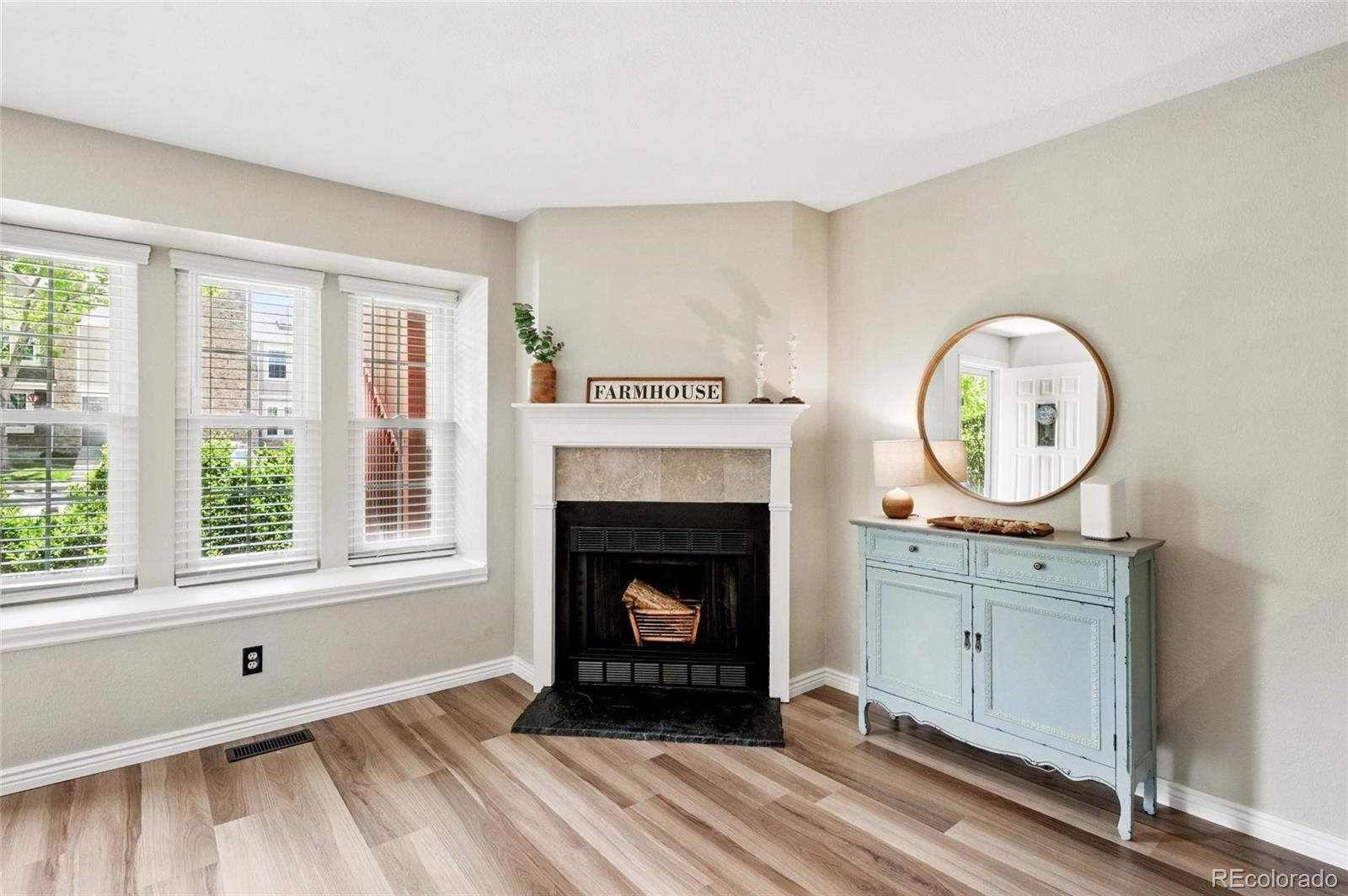 MLS Image #4 for 1172 s zeno way,aurora, Colorado