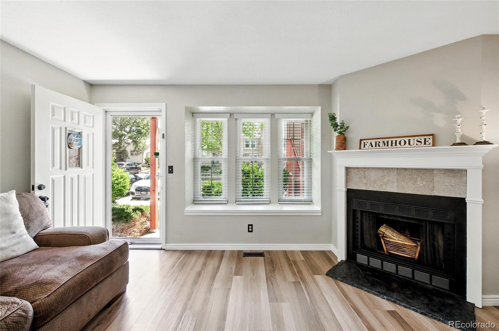 MLS Image #5 for 1172 s zeno way,aurora, Colorado