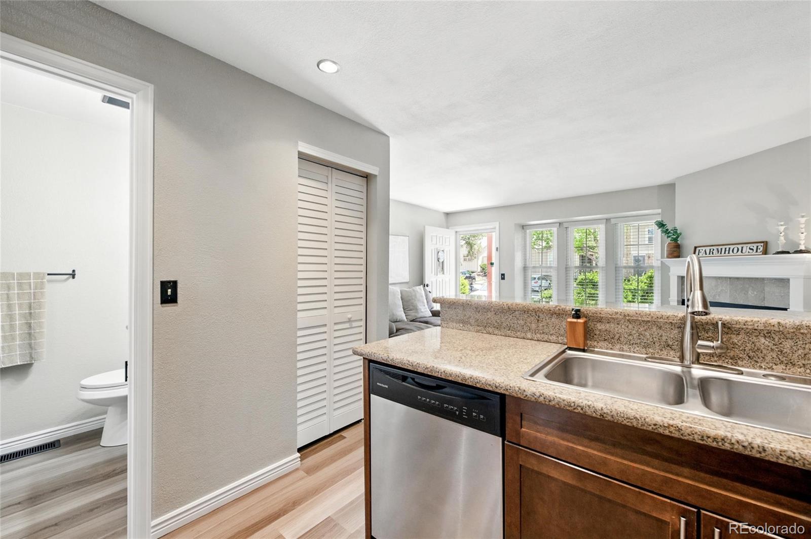 MLS Image #7 for 1172 s zeno way,aurora, Colorado