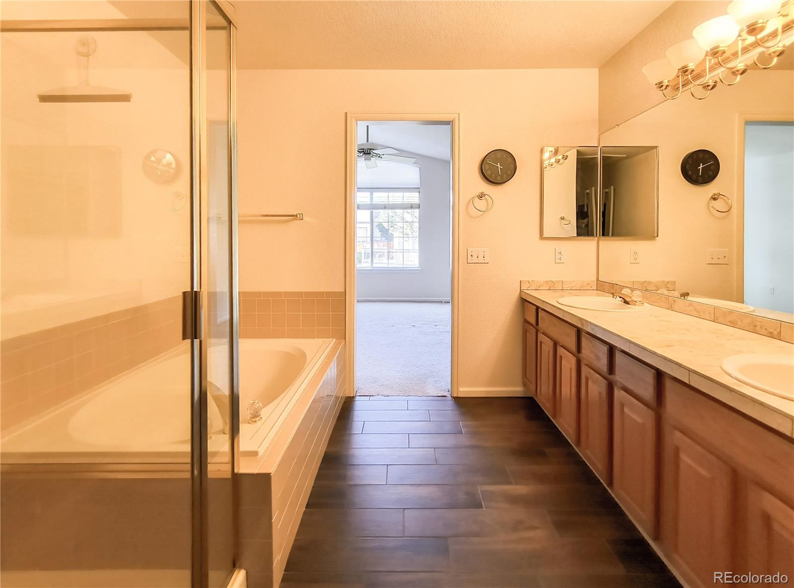 MLS Image #8 for 6407 s dallas court,englewood, Colorado