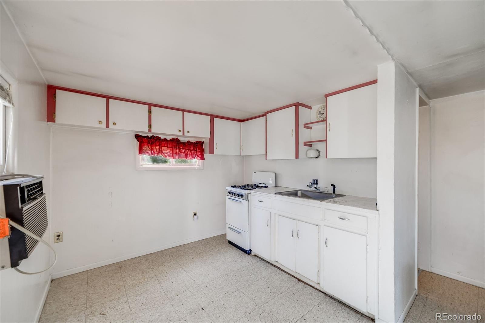 MLS Image #13 for 310  jay street,lakewood, Colorado