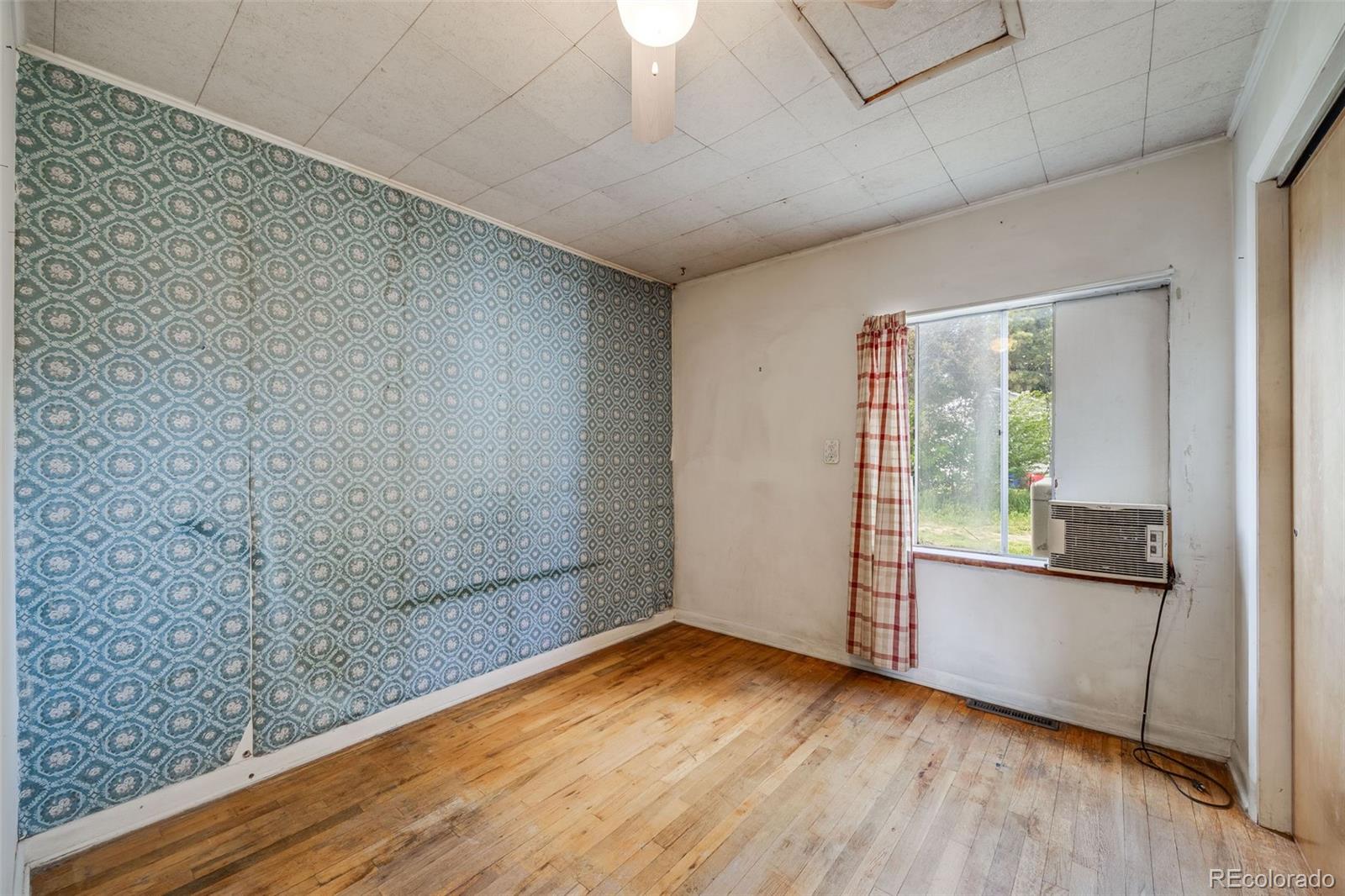 MLS Image #4 for 310  jay street,lakewood, Colorado