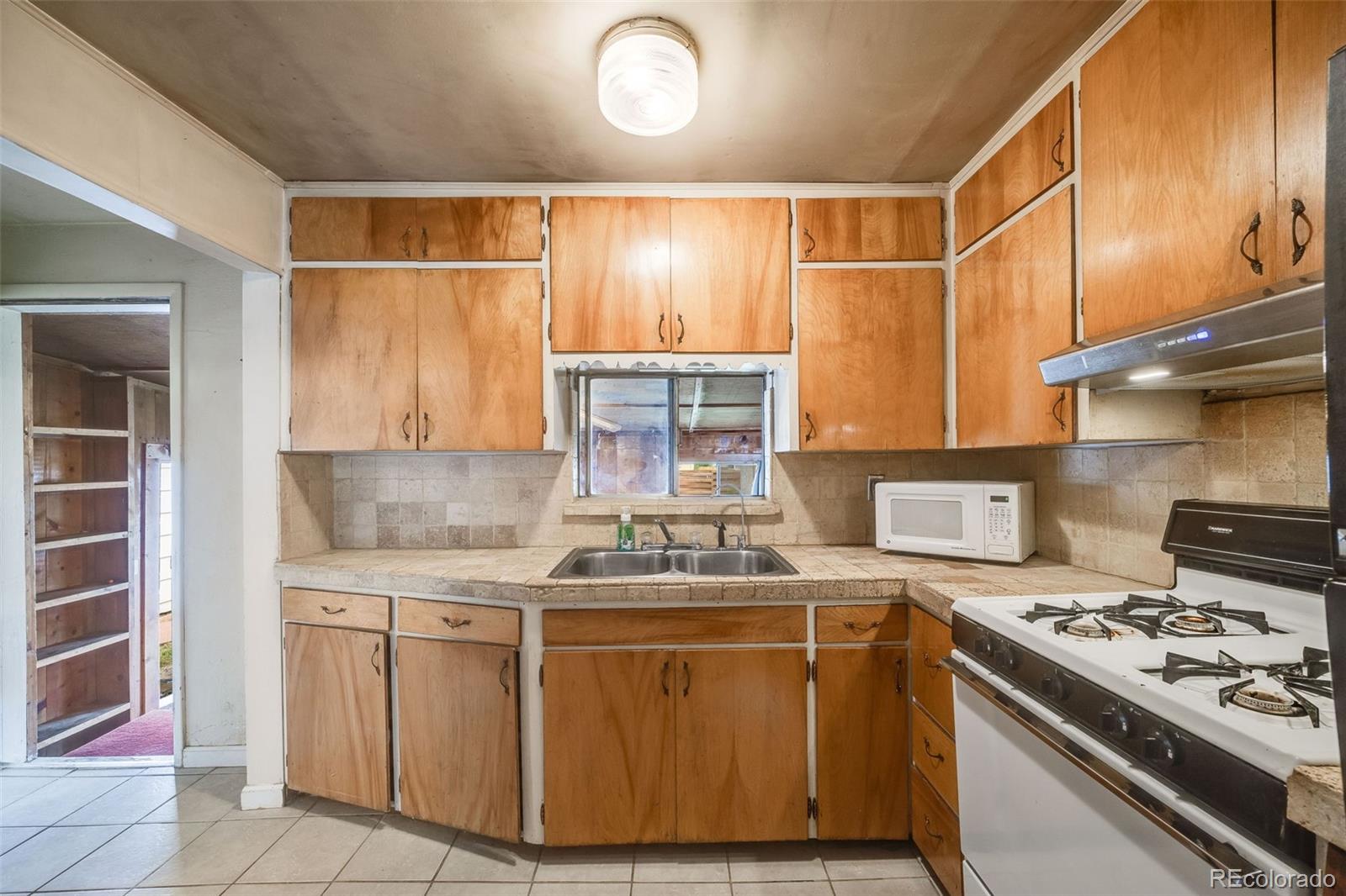 MLS Image #6 for 310  jay street,lakewood, Colorado