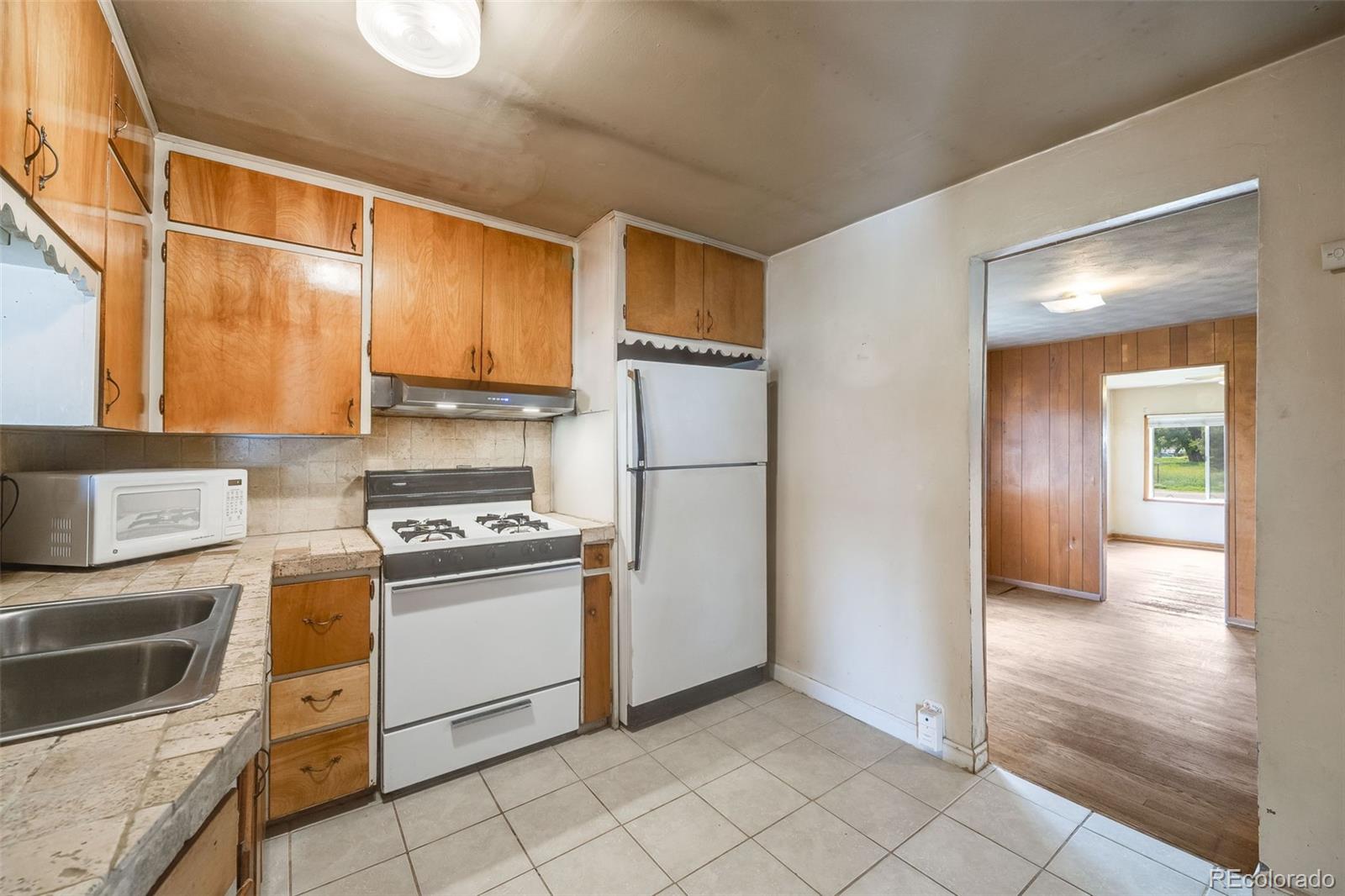 MLS Image #7 for 310  jay street,lakewood, Colorado