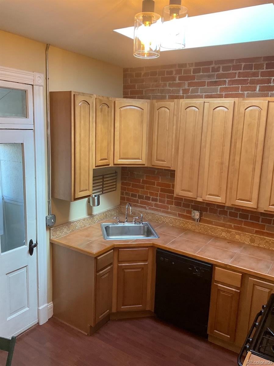MLS Image #10 for 3616 n gilpin street,denver, Colorado