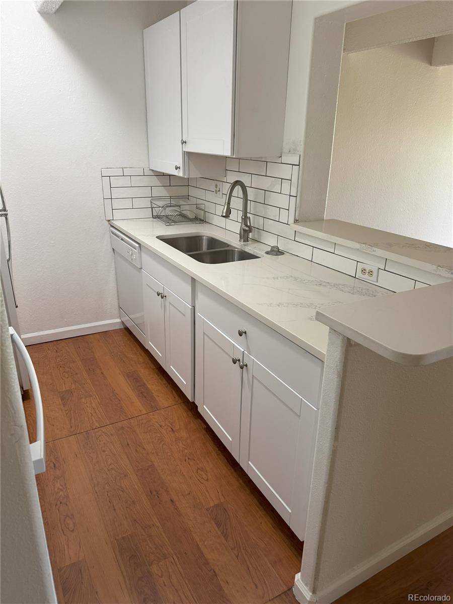 MLS Image #3 for 8060 e girard avenue,denver, Colorado