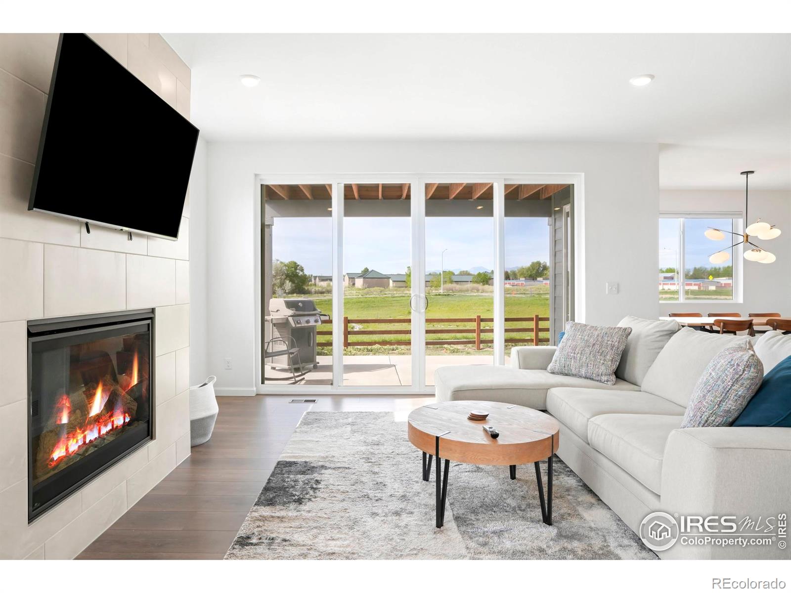 MLS Image #1 for 2905 s flat circle,longmont, Colorado