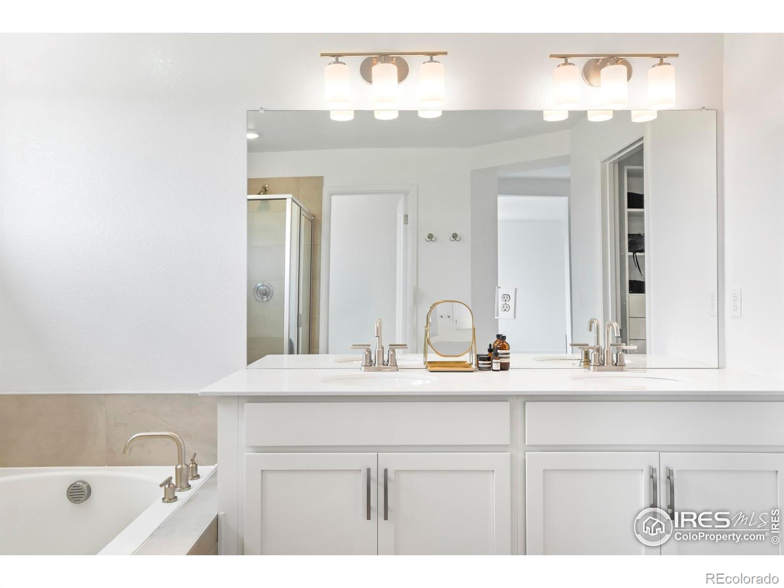 MLS Image #17 for 2905 s flat circle,longmont, Colorado