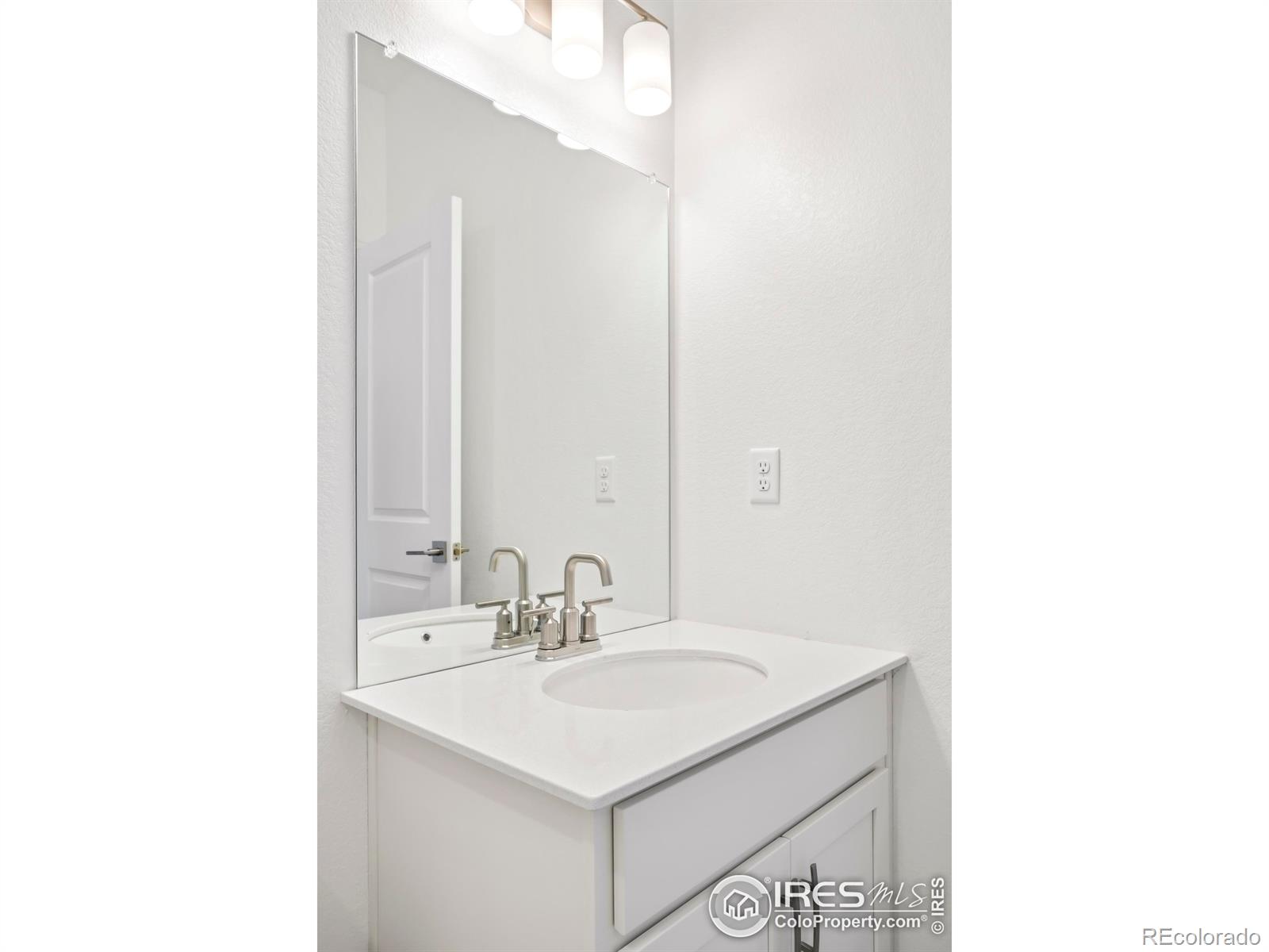 MLS Image #7 for 2905 s flat circle,longmont, Colorado
