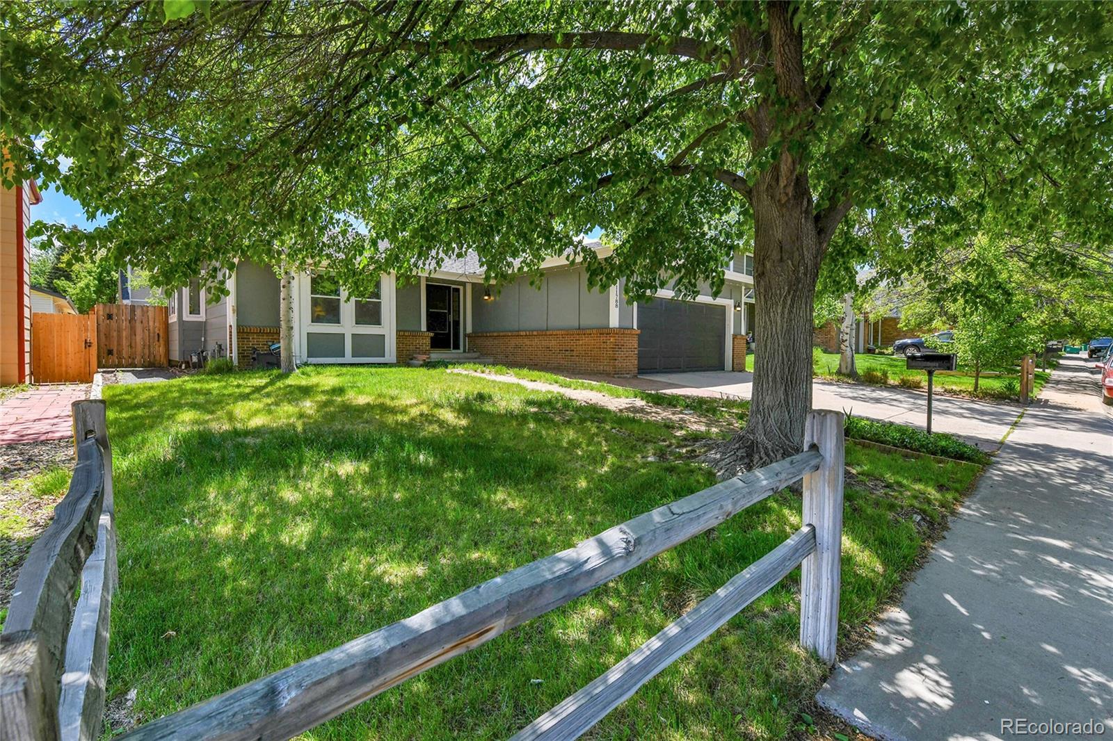 MLS Image #2 for 11788 e atlantic place,aurora, Colorado