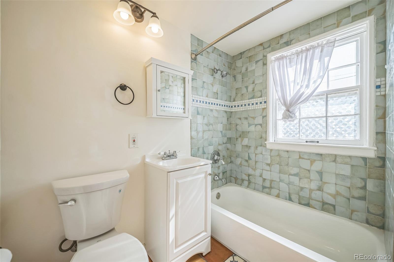 MLS Image #17 for 2858  jasmine street,denver, Colorado