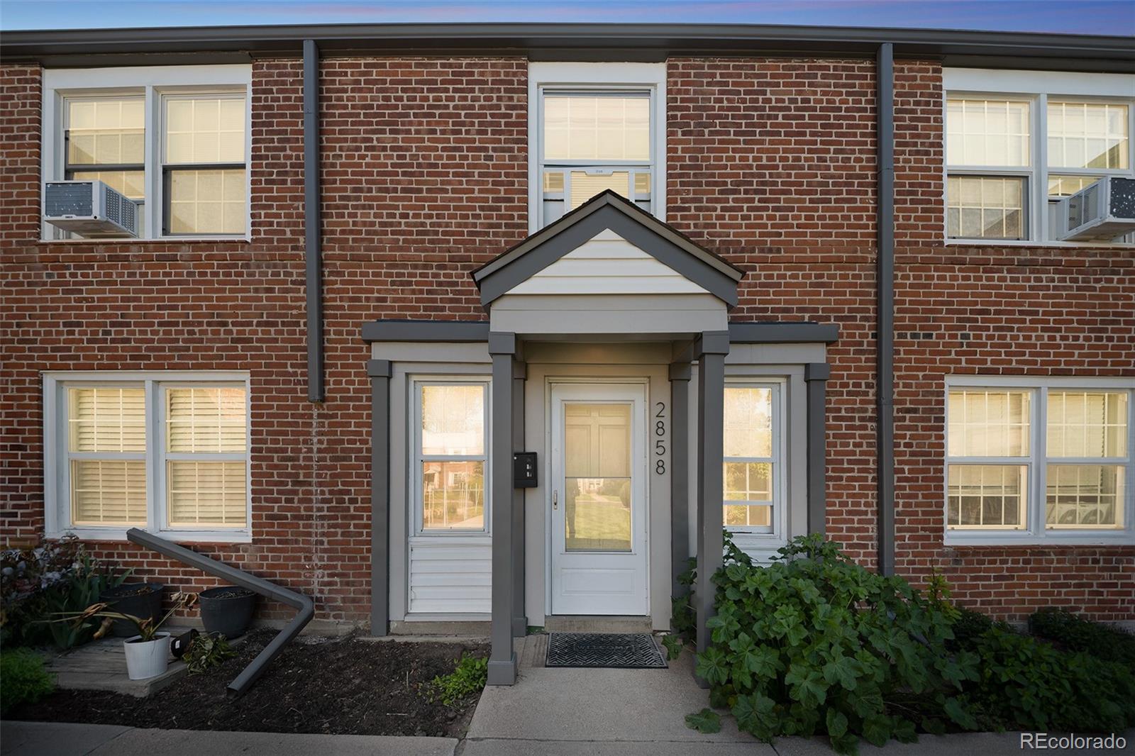 MLS Image #32 for 2858  jasmine street,denver, Colorado
