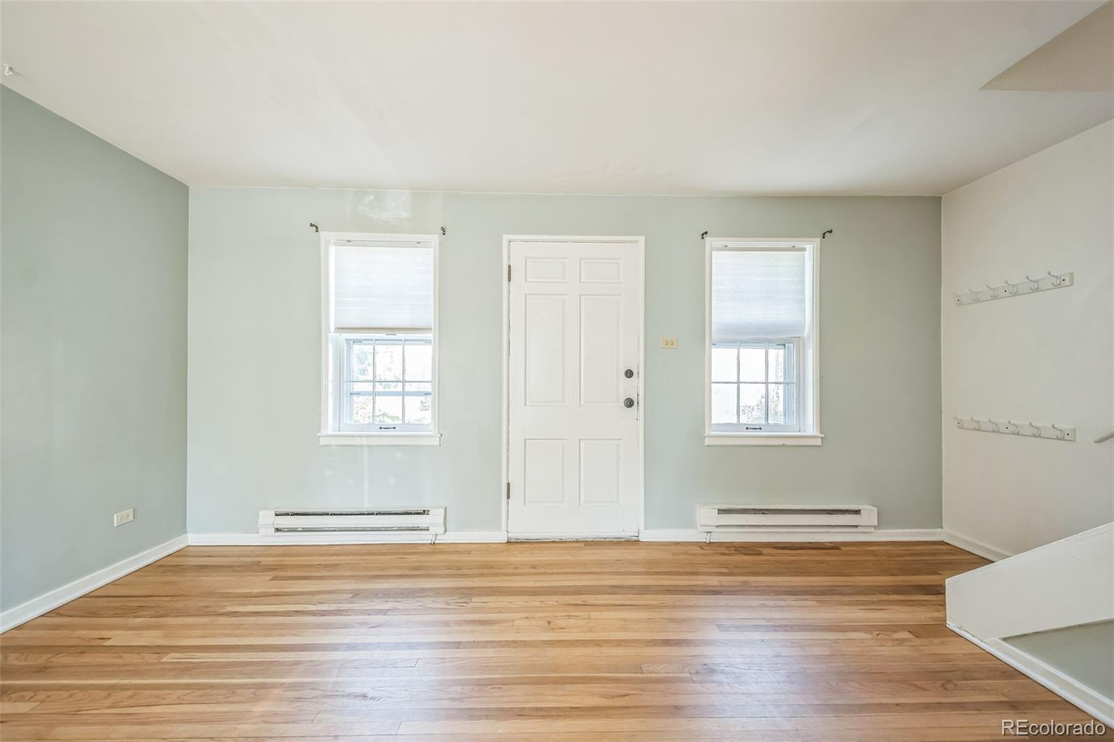 MLS Image #5 for 2858  jasmine street,denver, Colorado