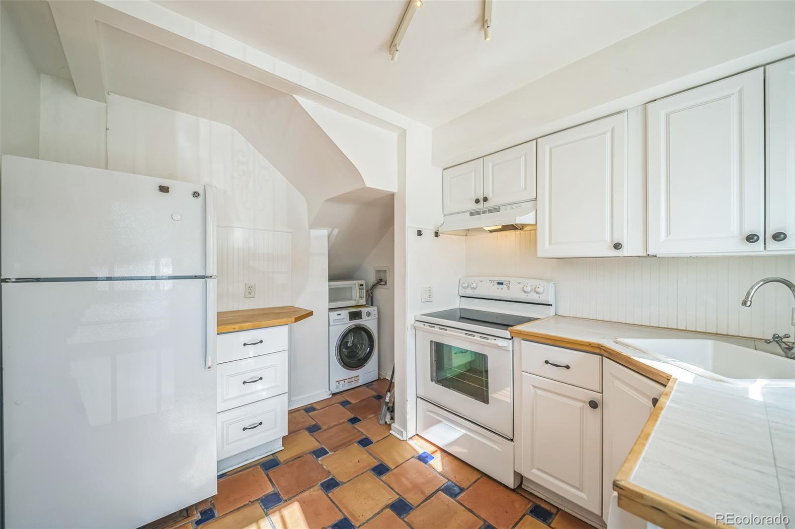 MLS Image #9 for 2858  jasmine street,denver, Colorado