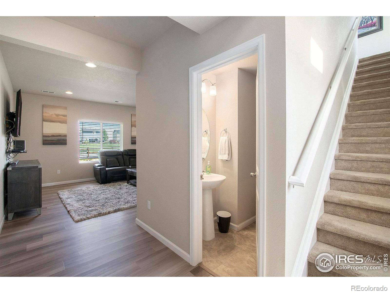 MLS Image #5 for 1120  sherman drive,dacono, Colorado