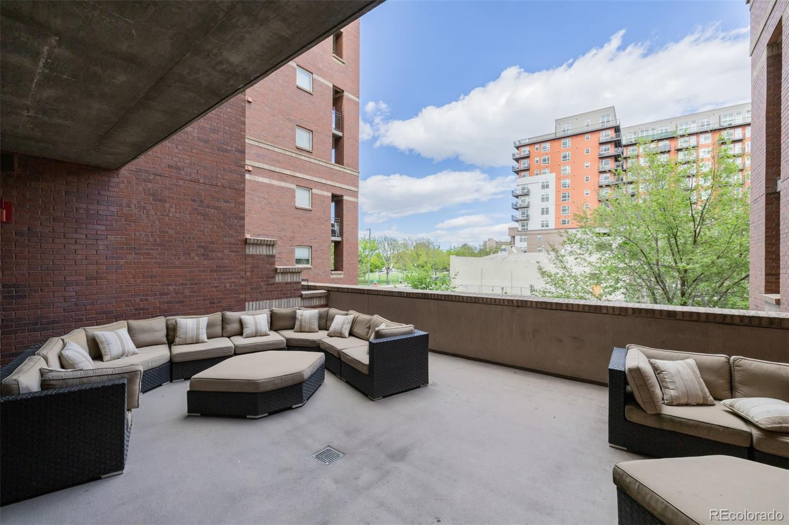 MLS Image #25 for 1975 n grant street,denver, Colorado