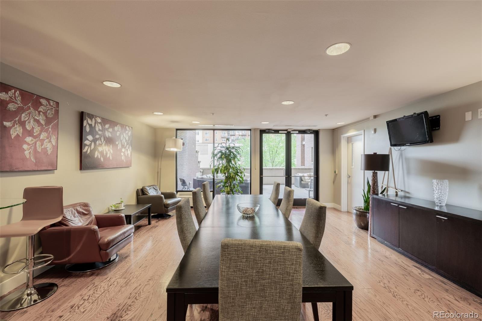 MLS Image #26 for 1975 n grant street,denver, Colorado