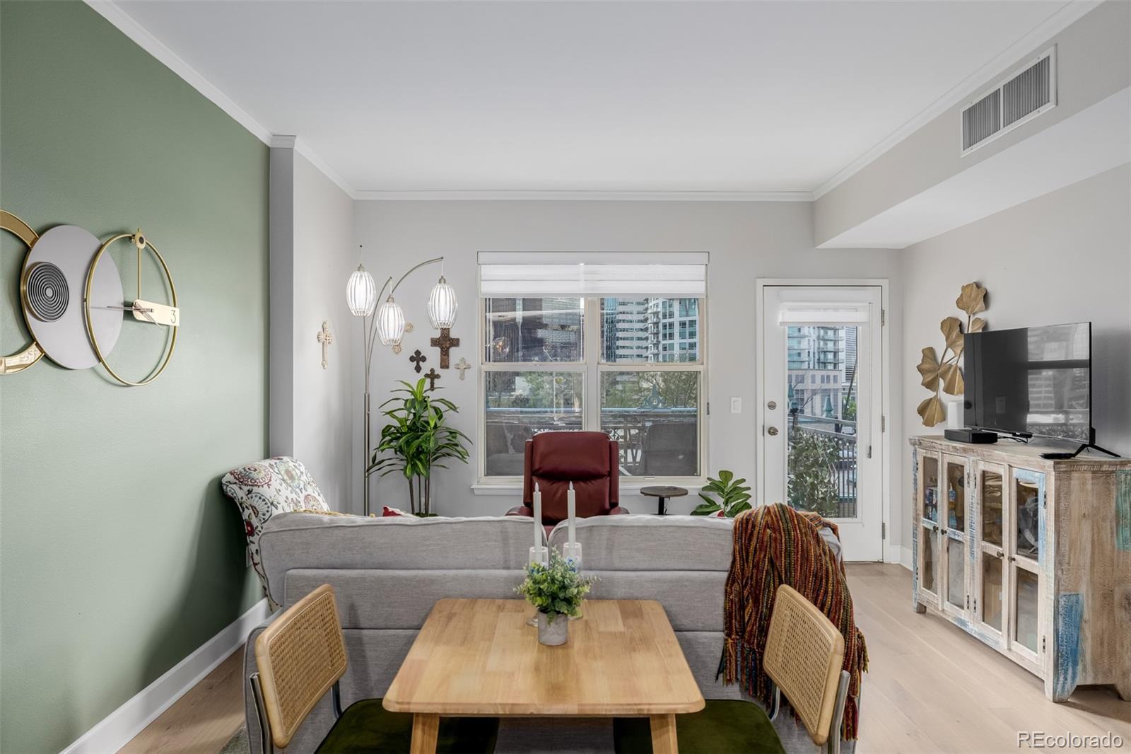 MLS Image #5 for 1975 n grant street,denver, Colorado