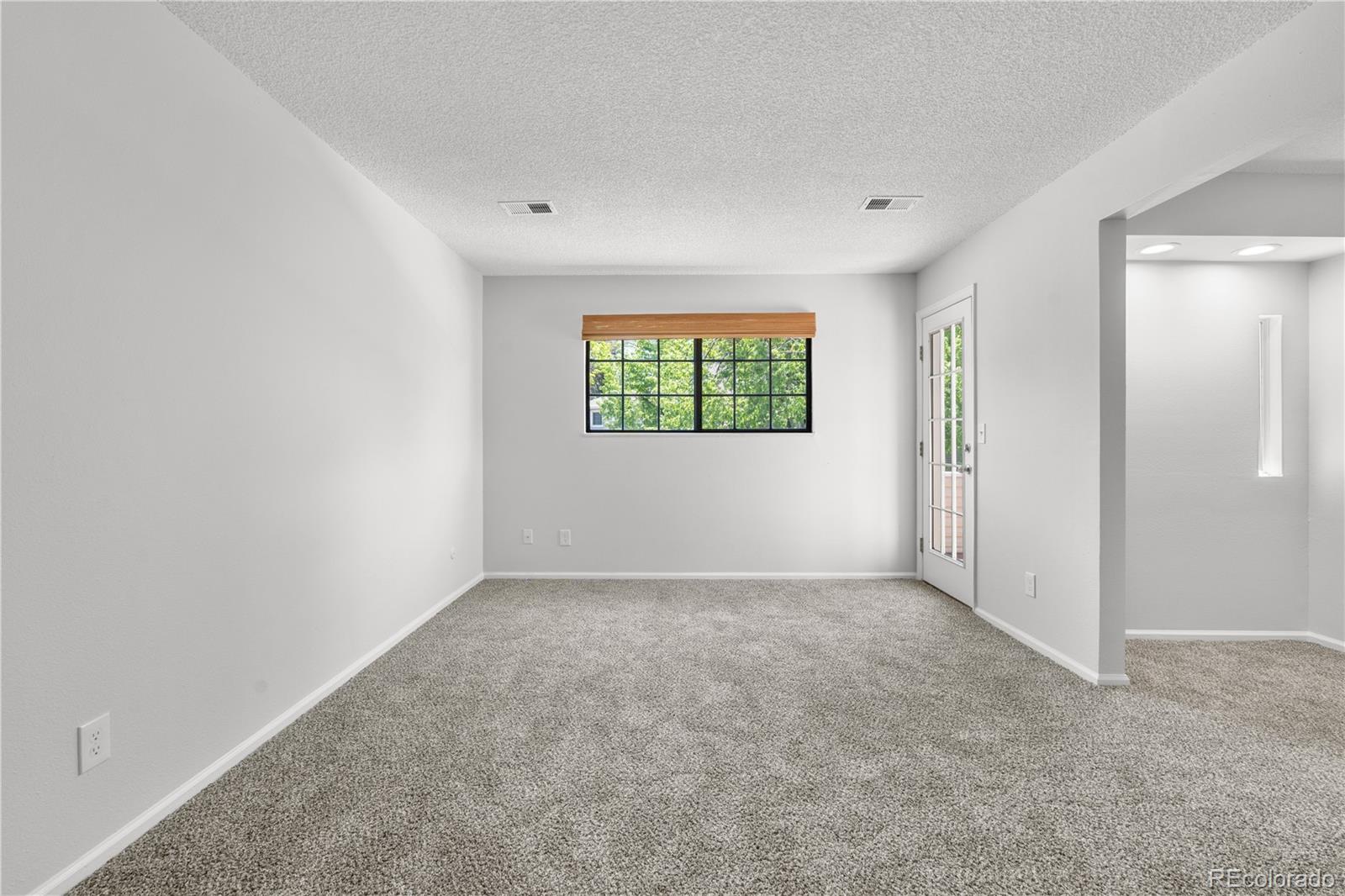 MLS Image #14 for 12662 e warren drive,aurora, Colorado