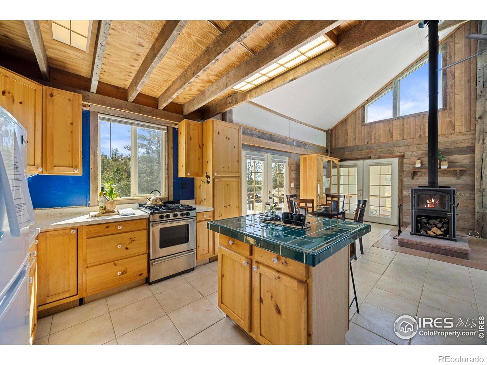 MLS Image #11 for 198  deer park drive,livermore, Colorado