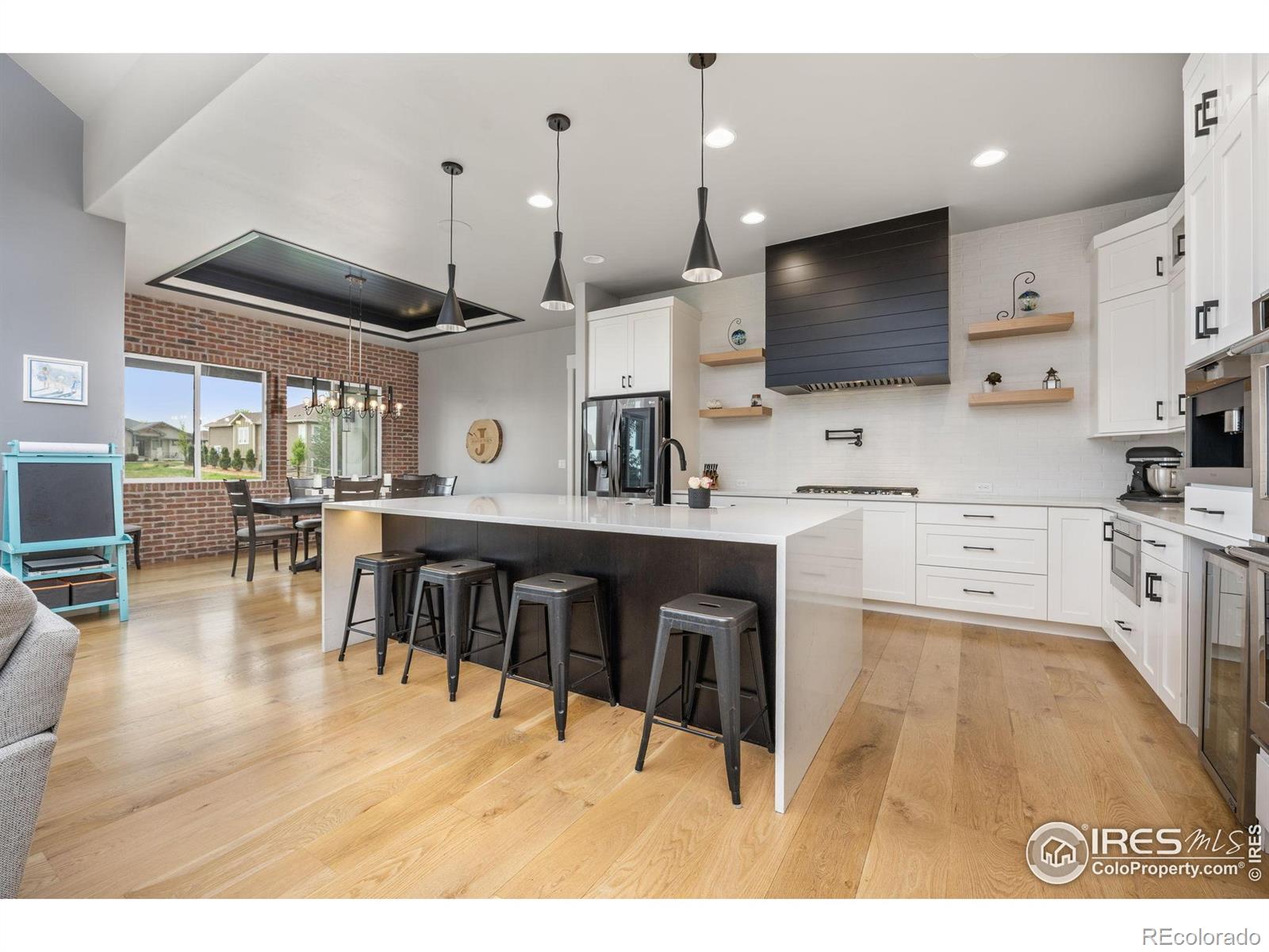 MLS Image #6 for 5810  last pointe drive,windsor, Colorado