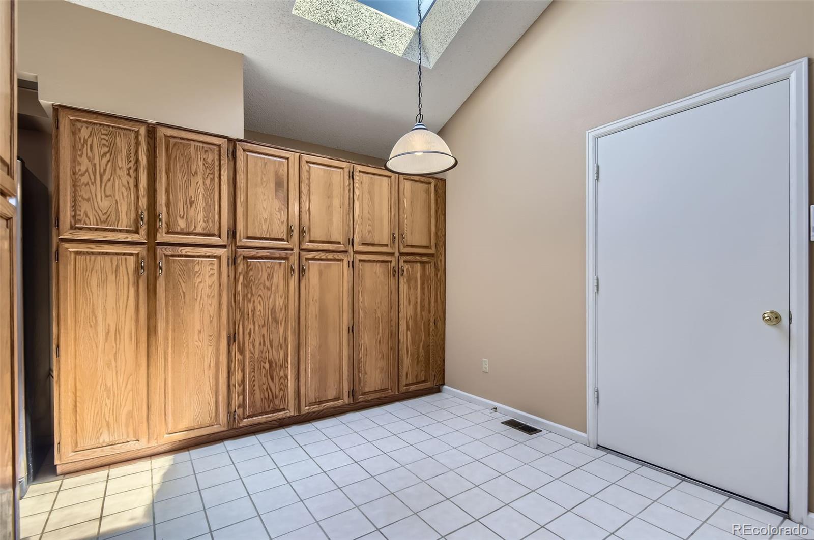 MLS Image #9 for 7500 e dartmouth avenue,denver, Colorado