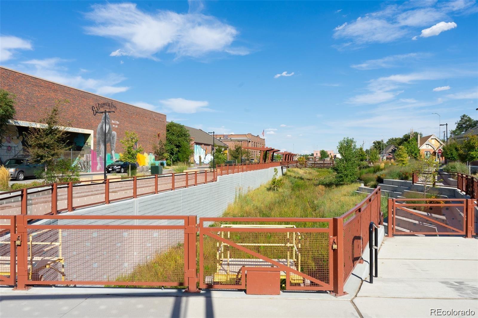 MLS Image #11 for 3732 n franklin street,denver, Colorado