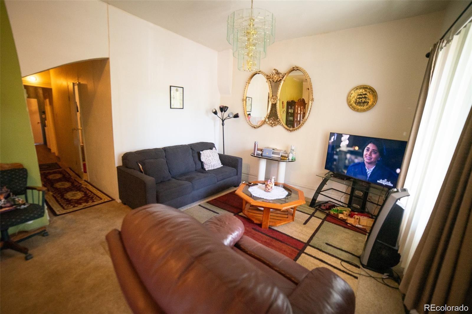 MLS Image #3 for 3732 n franklin street,denver, Colorado