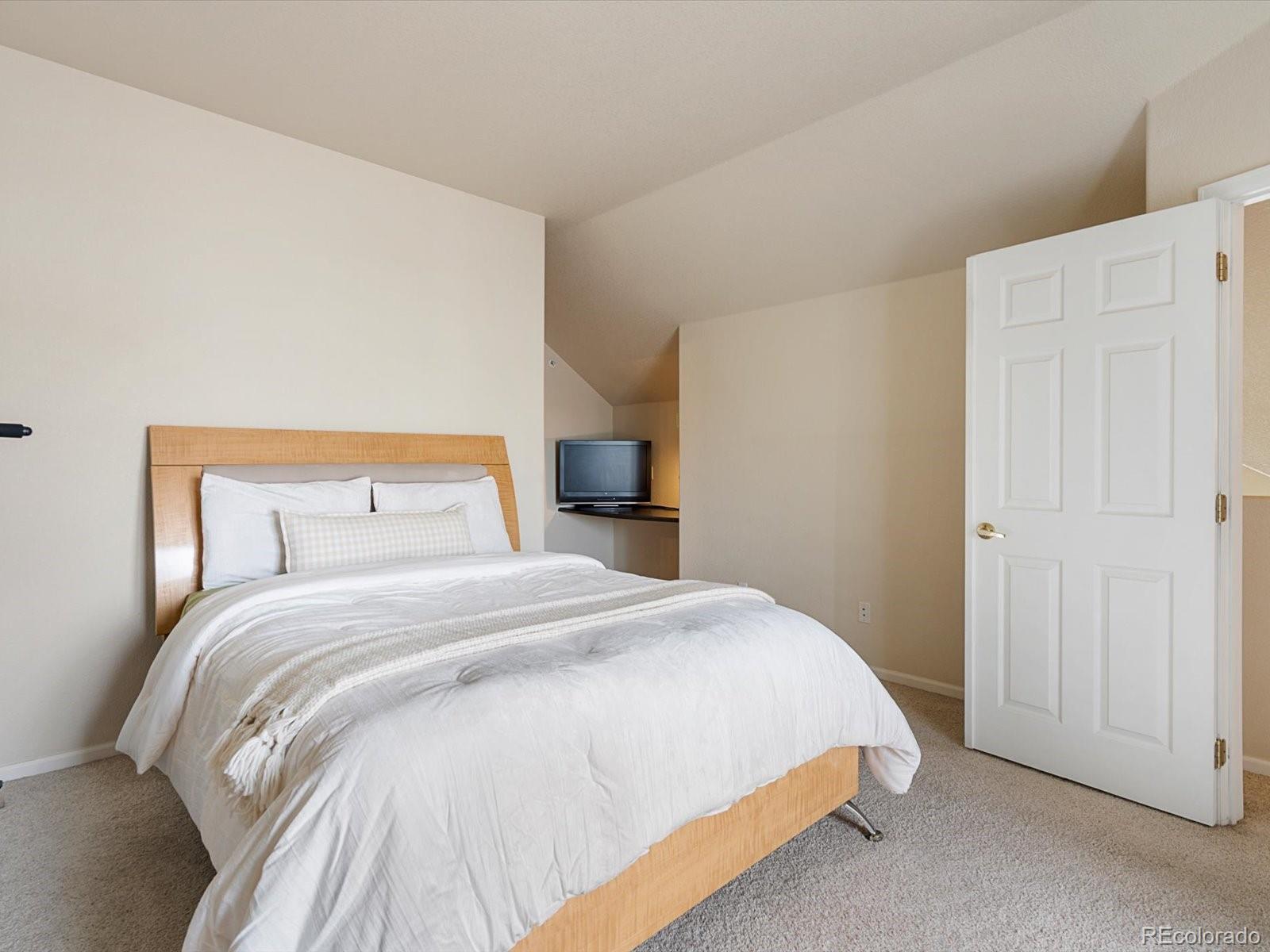MLS Image #12 for 1801 s dunkirk street,aurora, Colorado