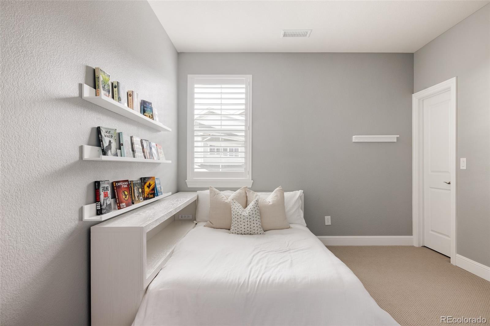 MLS Image #19 for 27653 e euclid drive,aurora, Colorado