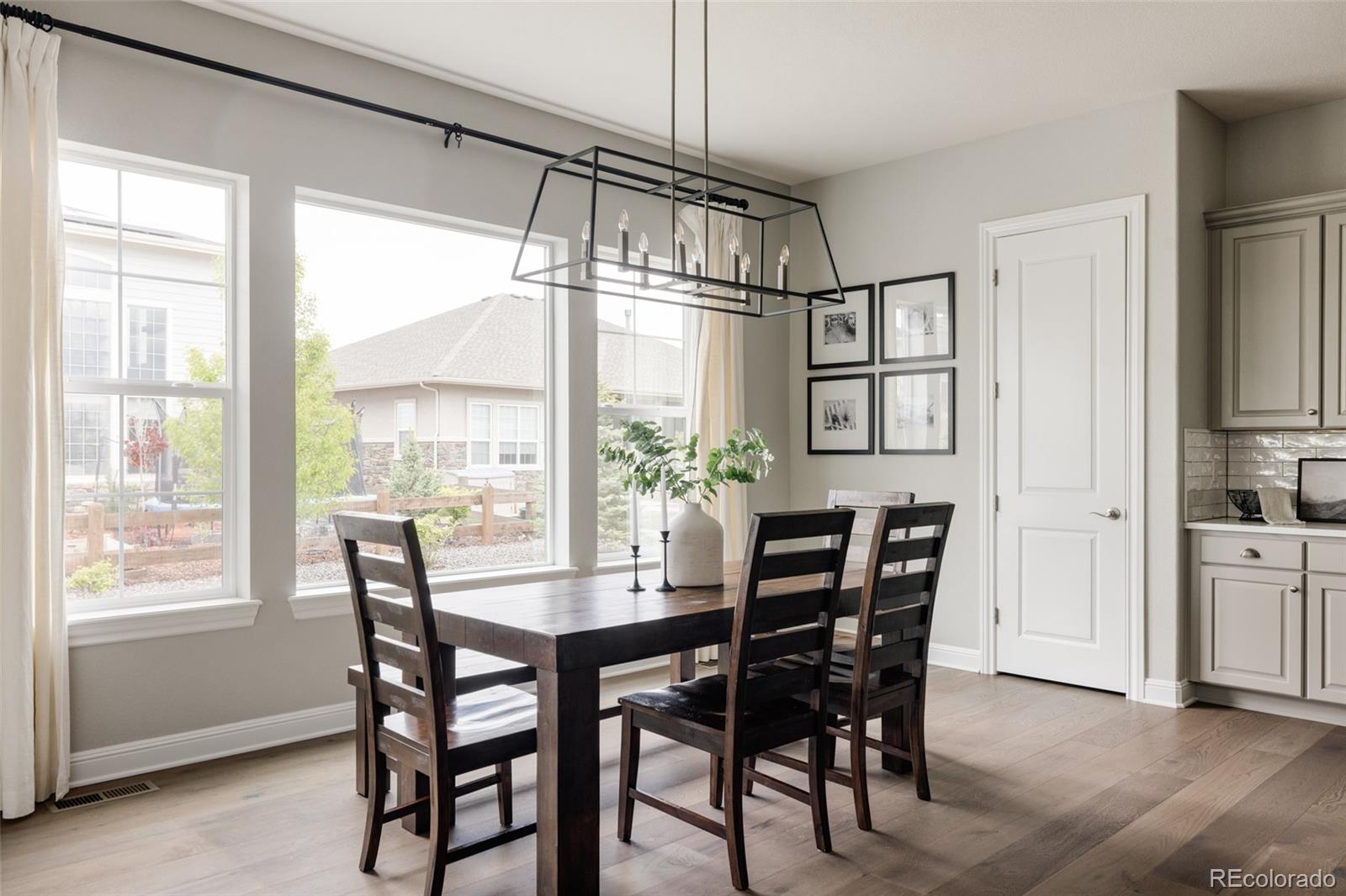 MLS Image #6 for 27653 e euclid drive,aurora, Colorado