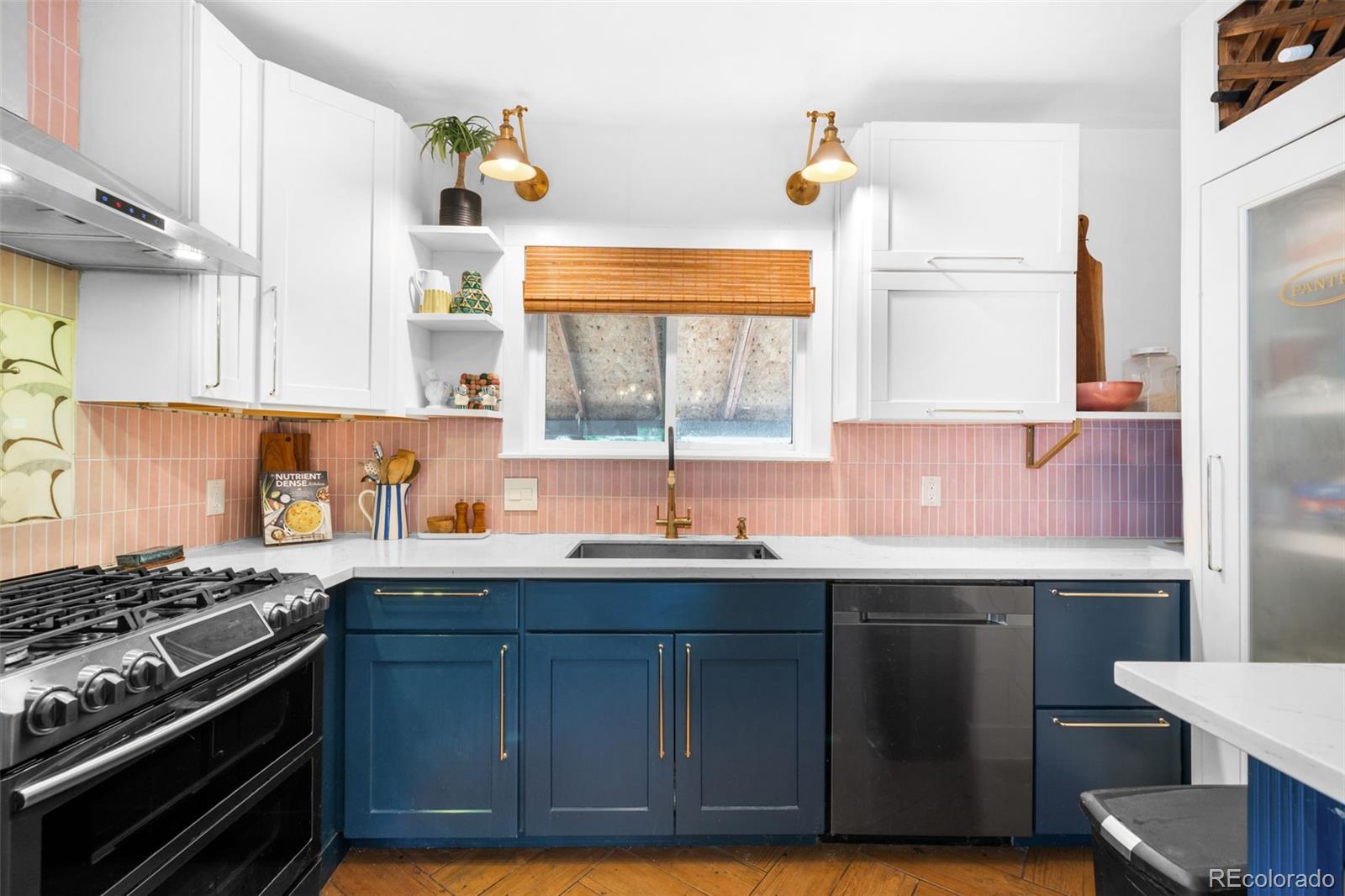 MLS Image #5 for 3359  steele street,denver, Colorado